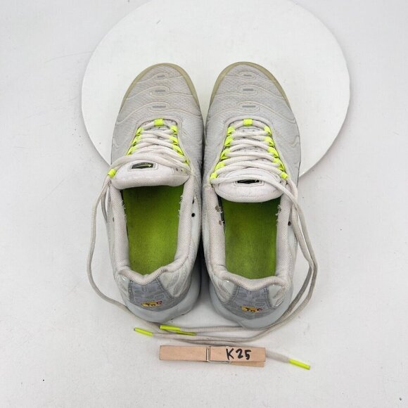 Nike Air Max Plus Youth Size 7Y Women 8.5 CD0609 015 White Volt Training Shoes - Picture 10 of 12